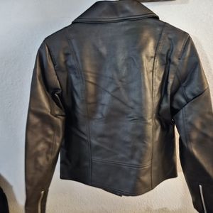 Ann Taylor small pebbled foo leather moto